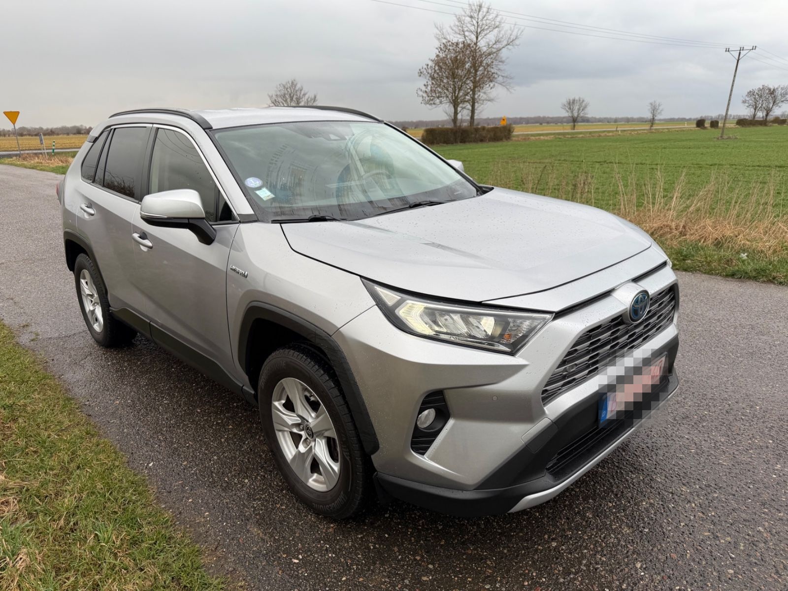 Toyota RAV 4 RAV4 Hybrid 4x2 Club foto 3