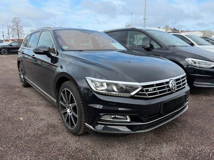 Volkswagen Passat Variant R-Line 1.8 DSG/LED/PANO/AHK/NAVI foto 15