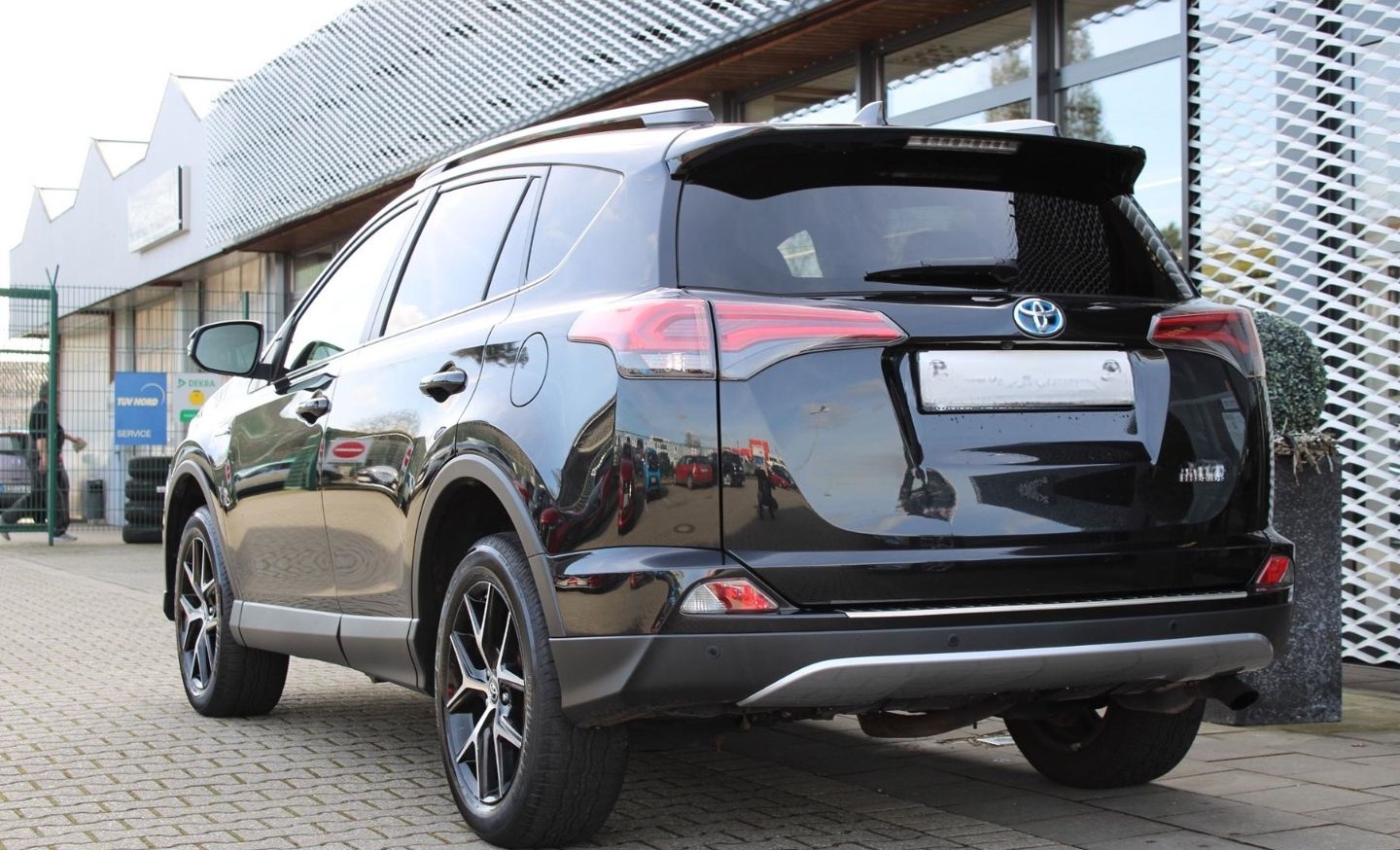 Toyota RAV 4 HYBRID+STYLE+SELECTION-EDTITION-S+GJ-RÄDER foto 3