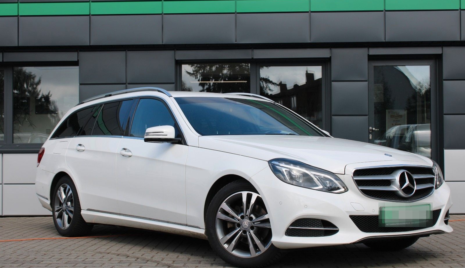 Mercedes-Benz E 200 T-Modell CGI BlueEff.*LED/SHZ/NAV* foto 2