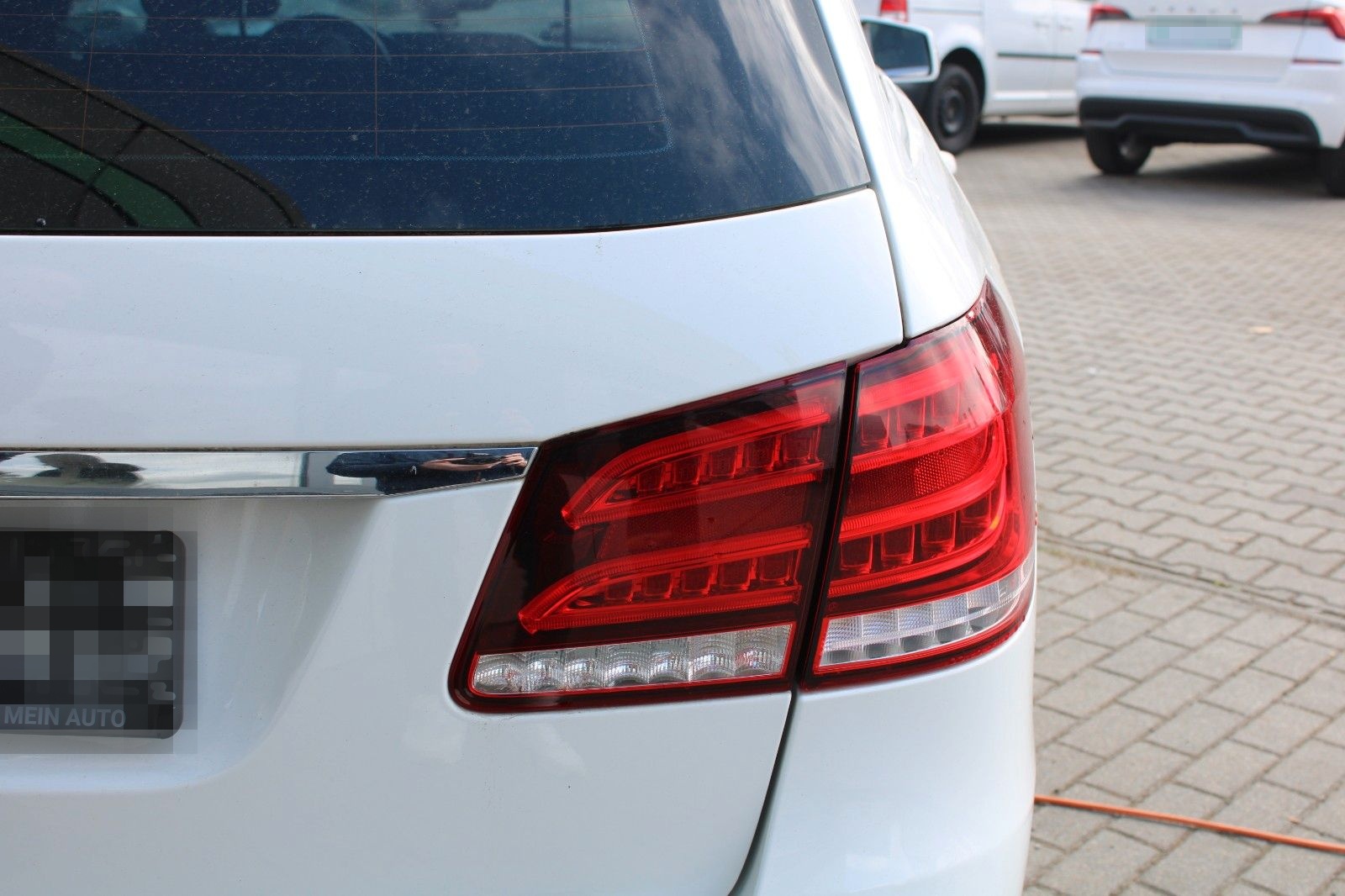 Mercedes-Benz E 200 T-Modell CGI BlueEff.*LED/SHZ/NAV* foto 8