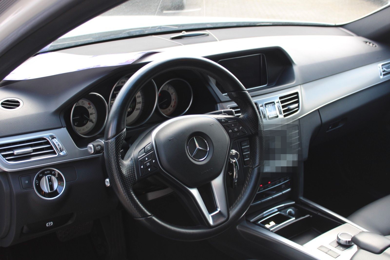 Mercedes-Benz E 200 T-Modell CGI BlueEff.*LED/SHZ/NAV* foto 9