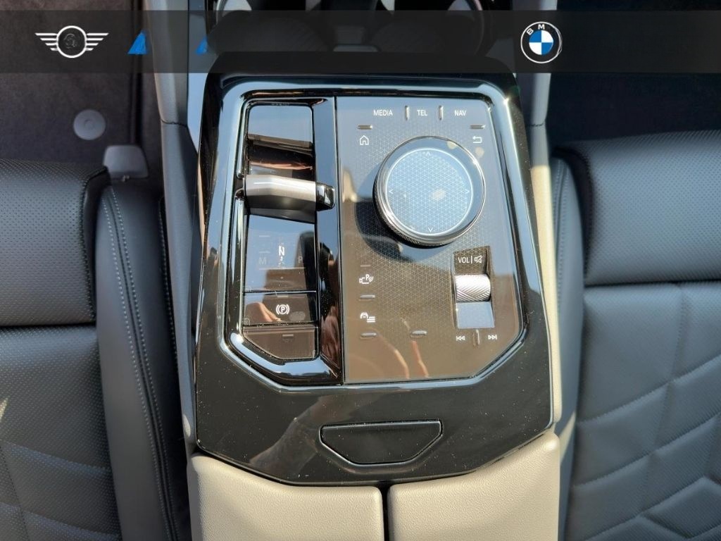 BMW 520 d xDrive Lim. M Sport HiFi-H&K HUD LED foto 15