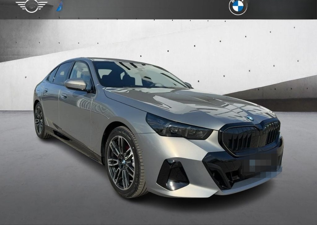 BMW 520 d xDrive Lim. M Sport HiFi-H&K HUD LED foto 5