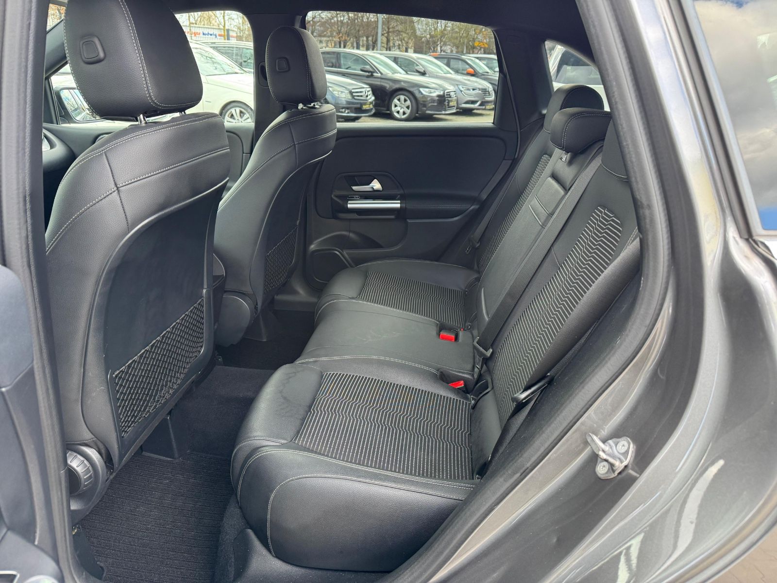 Mercedes-Benz B 200 B foto 25