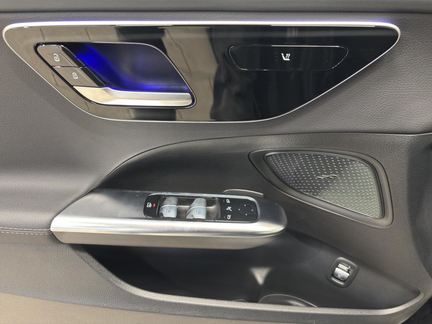 Mercedes-Benz C 220 d AMG ADVANCED+RFK+AHK+DISTR+NAVI-PREM+LED foto 11