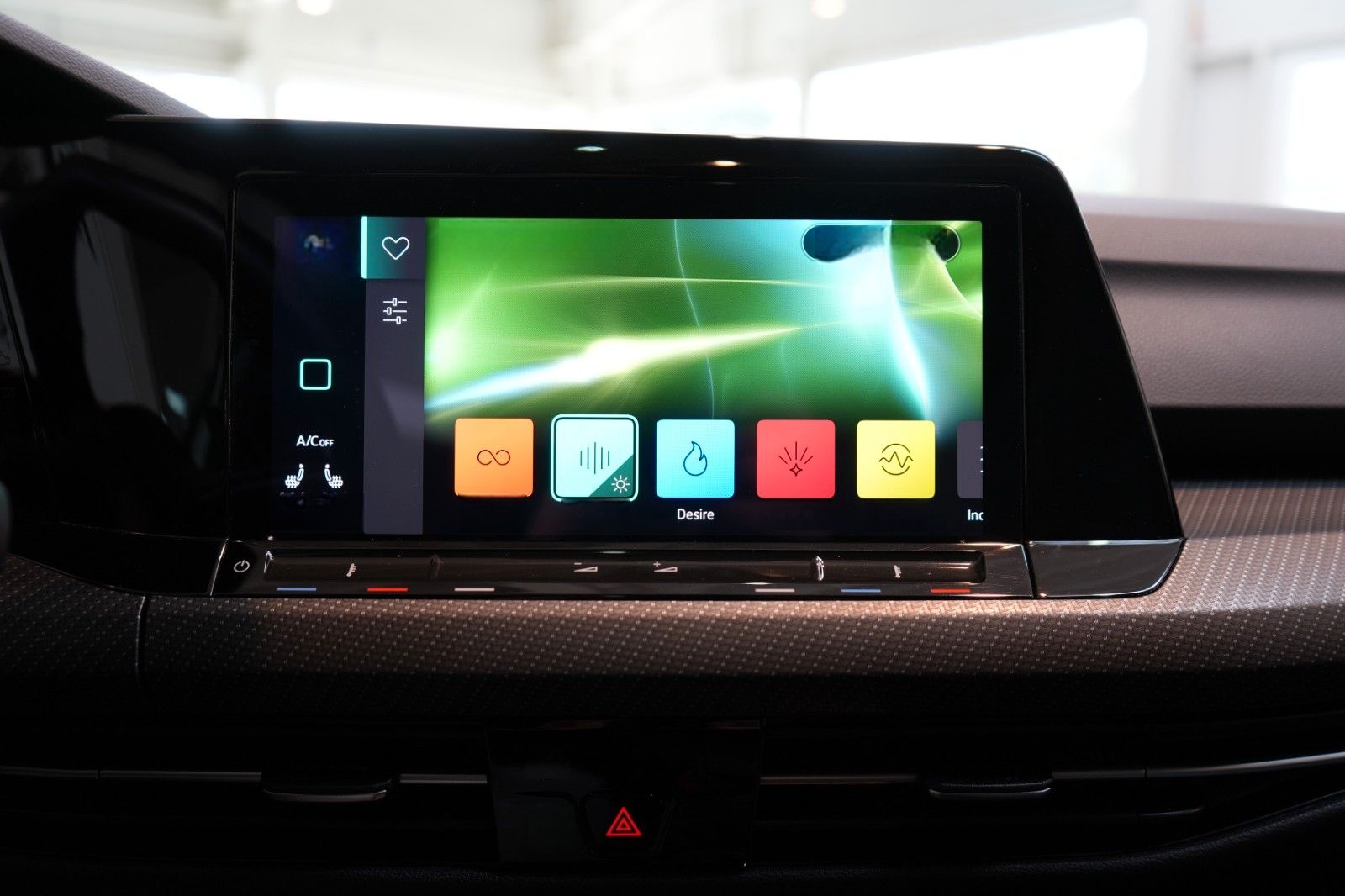 Volkswagen Golf 2.0 TSI 4Motion DSG R *LED*Virtual*Pano* foto 17