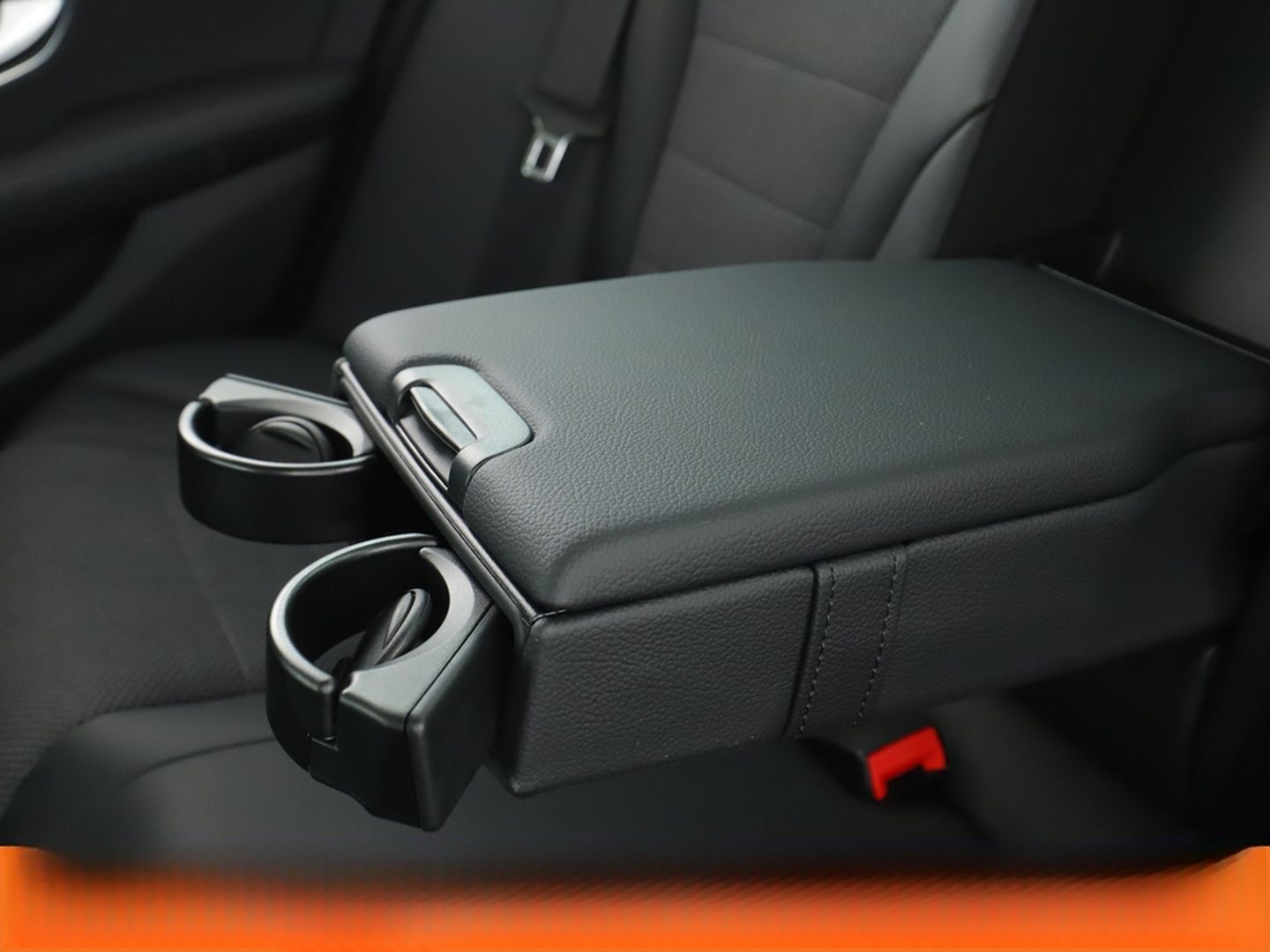 Mercedes-Benz C 180 CGI Avantgarde Aut.*NAV*LED*TEMP*PDC*SHZ* foto 28