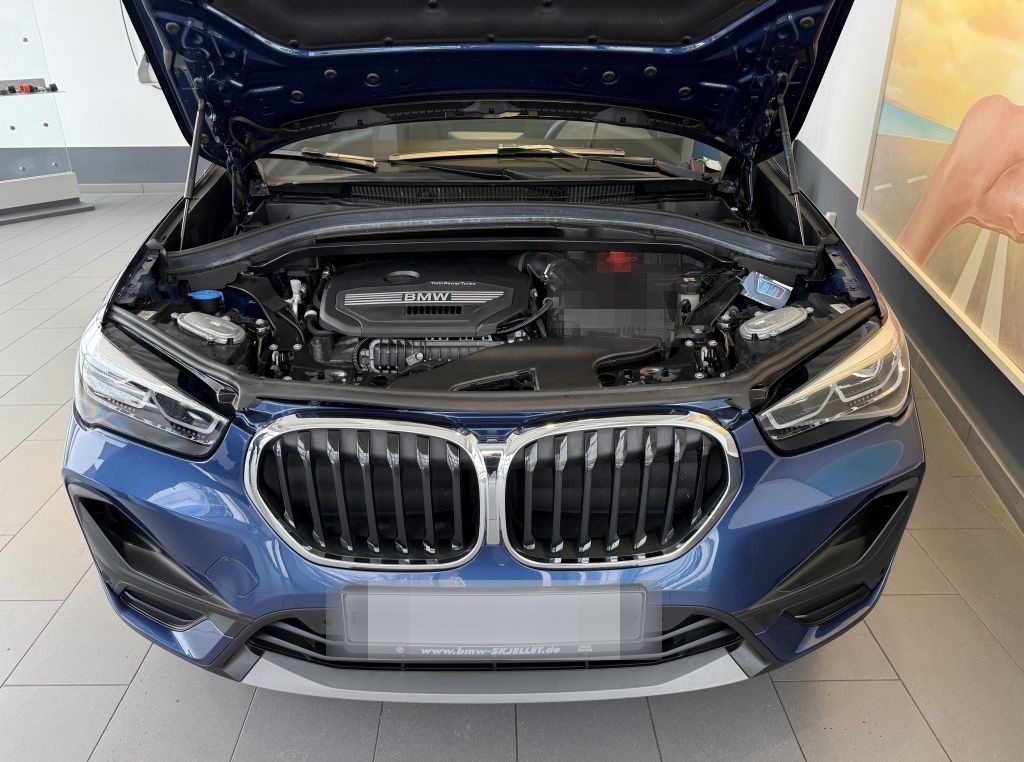 BMW X1 sDrive18i Advantage LED+NAVI+PDC+SPUR+SITZHZ+ foto 12