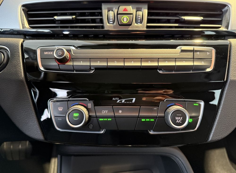 BMW X1 sDrive18i Advantage LED+NAVI+PDC+SPUR+SITZHZ+ foto 17