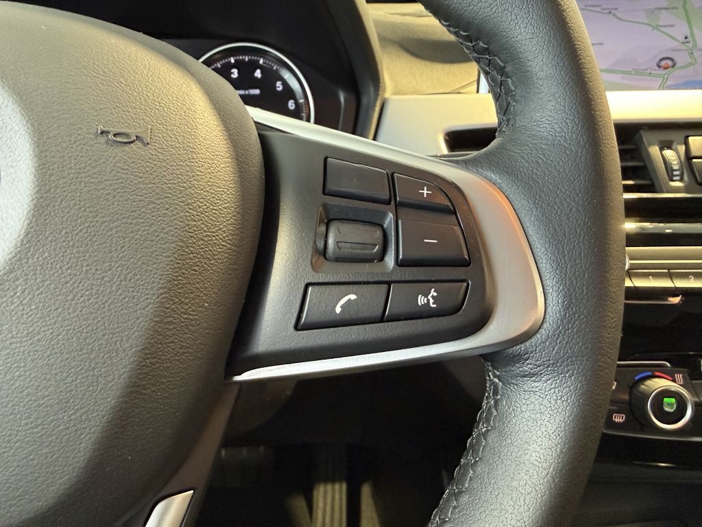 BMW X1 sDrive18i Advantage LED+NAVI+PDC+SPUR+SITZHZ+ foto 21