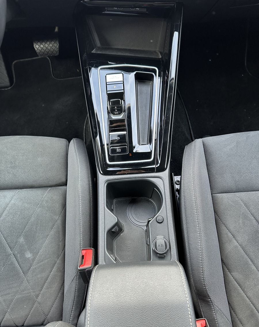 Volkswagen Golf VIII Style 1.5 eTSI LED+ACC+SHZ+17ZO+VC foto 12