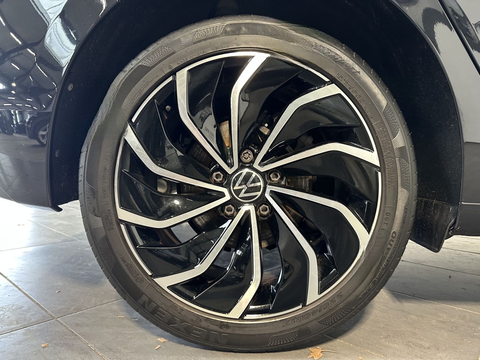 Volkswagen Golf VIII Style 1.5 eTSI LED+ACC+SHZ+17ZO+VC foto 3