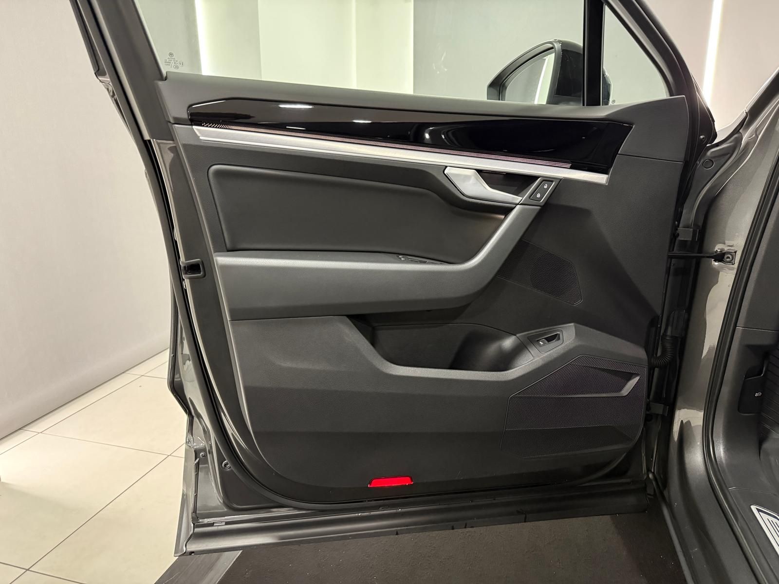 Volkswagen Touareg R-Line Black Style 4M V6 TDI *AHK*KAM* foto 12