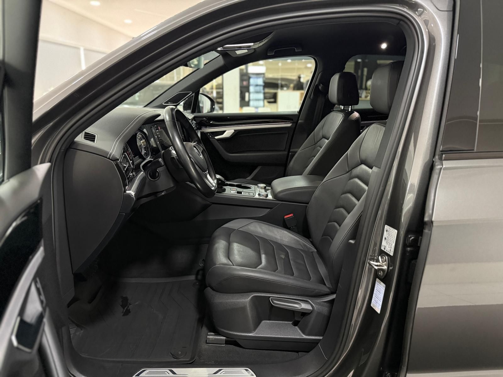 Volkswagen Touareg R-Line Black Style 4M V6 TDI *AHK*KAM* foto 15