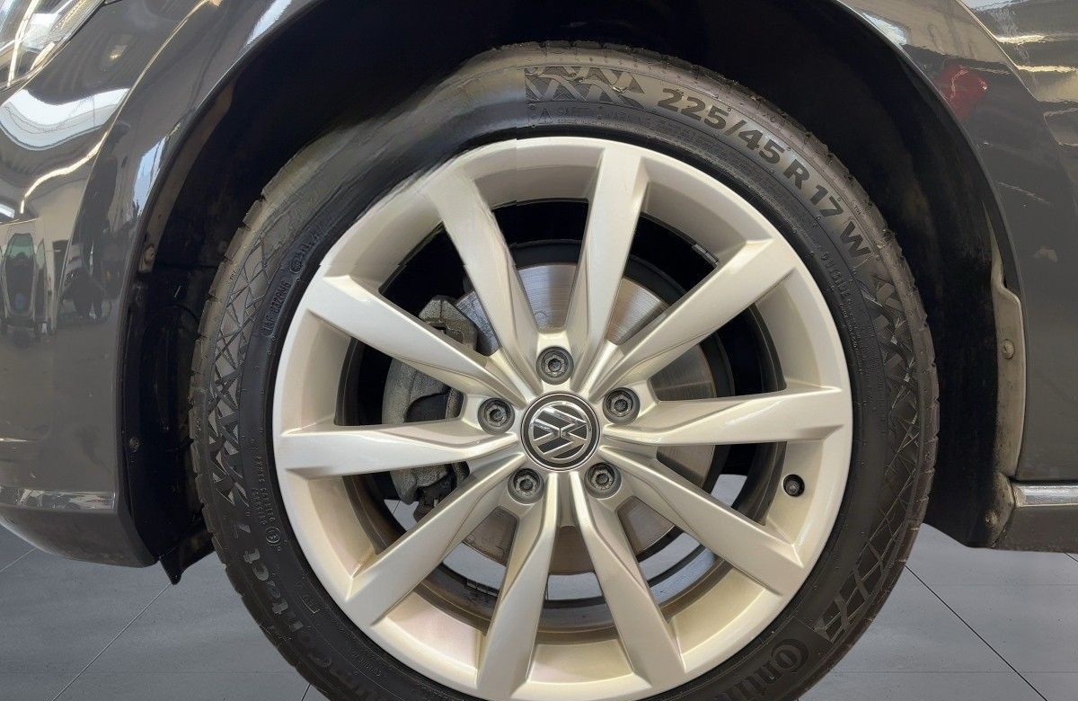 Volkswagen Golf VII Variant 2.0 TDI DSG Highline ACC Kamera foto 17