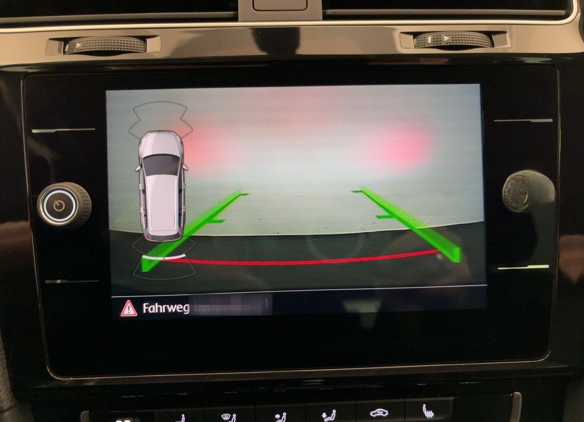 Volkswagen Golf VII Variant 2.0 TDI DSG Highline ACC Kamera foto 7