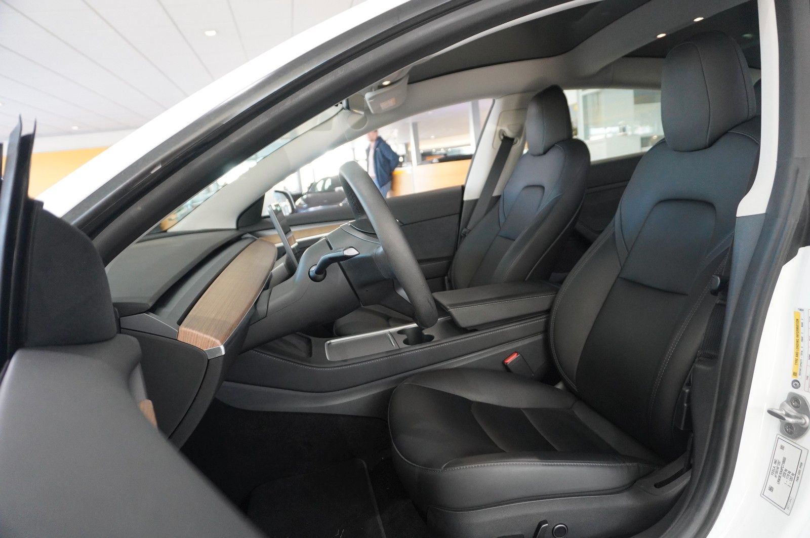 Tesla Model 3 LONGRANGE DUAL-MOTOR NAVI/KAMERA/DAB/AMD foto 17