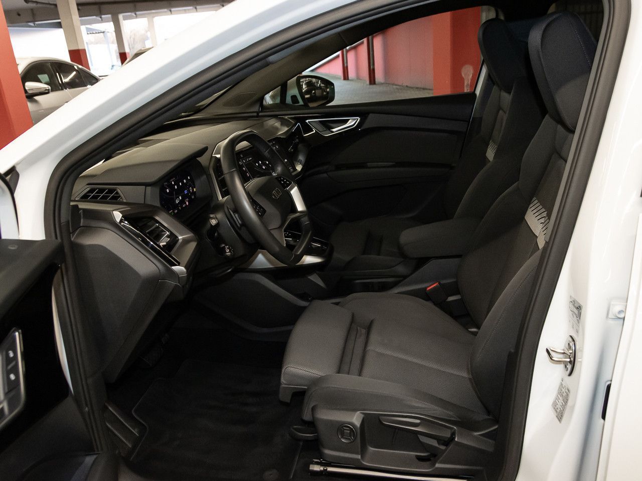Audi Q4 40 e-tron advanced AR-HeadUp Keyless virtCo foto 19