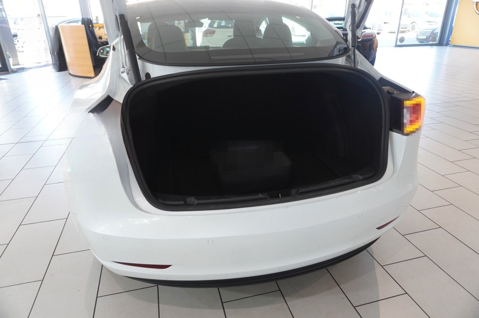 Tesla Model 3 LONGRANGE DUAL-MOTOR NAVI/KAMERA/AMD/AHK foto 12