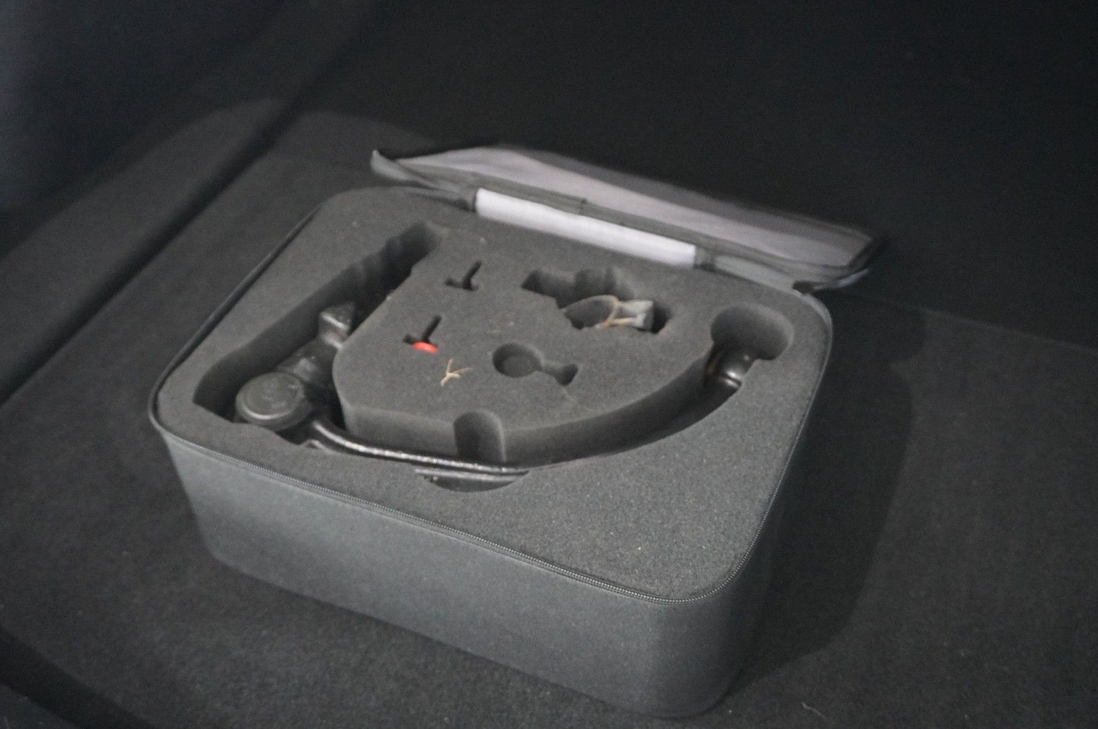 Tesla Model 3 LONGRANGE DUAL-MOTOR NAVI/KAMERA/AMD/AHK foto 13