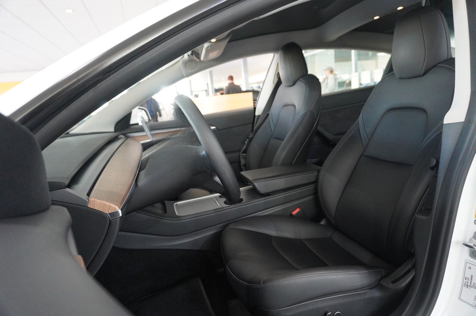 Tesla Model 3 LONGRANGE DUAL-MOTOR NAVI/KAMERA/AMD/AHK foto 19