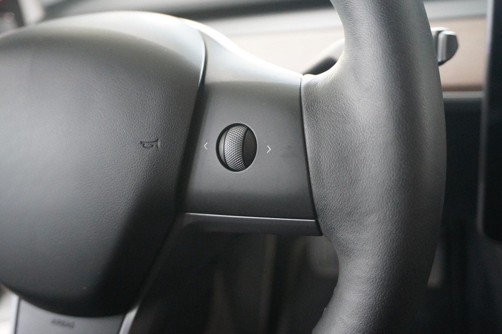 Tesla Model 3 LONGRANGE DUAL-MOTOR NAVI/KAMERA/AMD/AHK foto 24