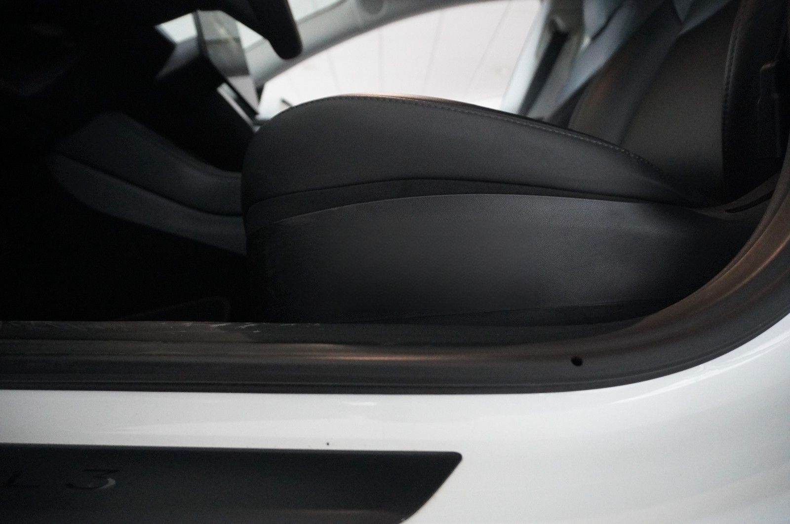 Tesla Model 3 LONGRANGE DUAL-MOTOR NAVI/KAMERA/DAB/AMD foto 15