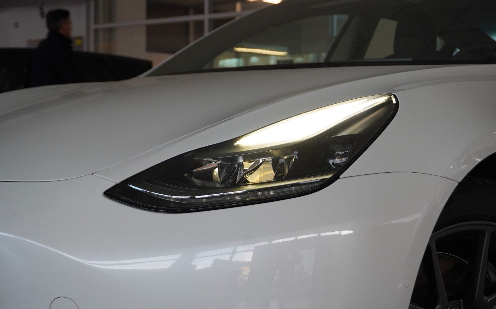 Tesla Model 3 LONGRANGE DUAL-MOTOR NAVI/KAMERA/DAB/AMD foto 4