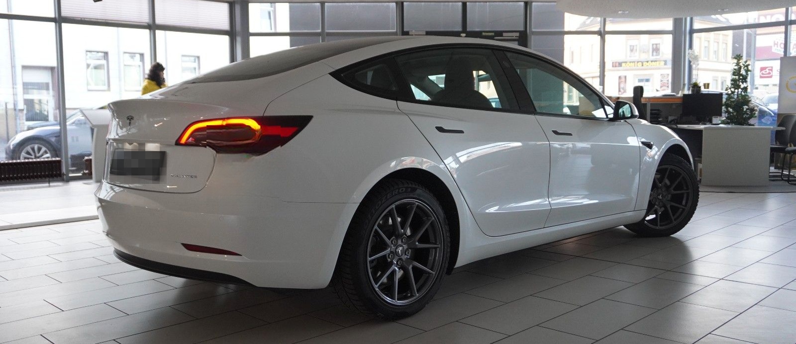 Tesla Model 3 LONGRANGE DUAL-MOTOR NAVI/KAMERA/DAB/AMD foto 8