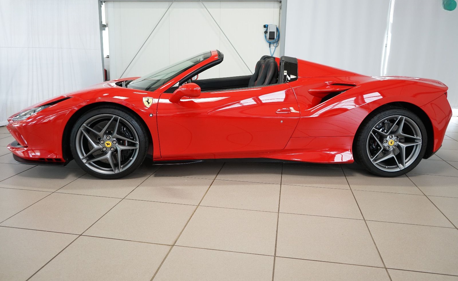 Ferrari F8 Spider Rosso Corsa+Lift+Carbon+Apple+Memory foto 2