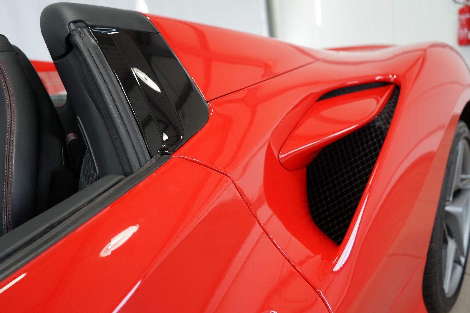 Ferrari F8 Spider Rosso Corsa+Lift+Carbon+Apple+Memory foto 14
