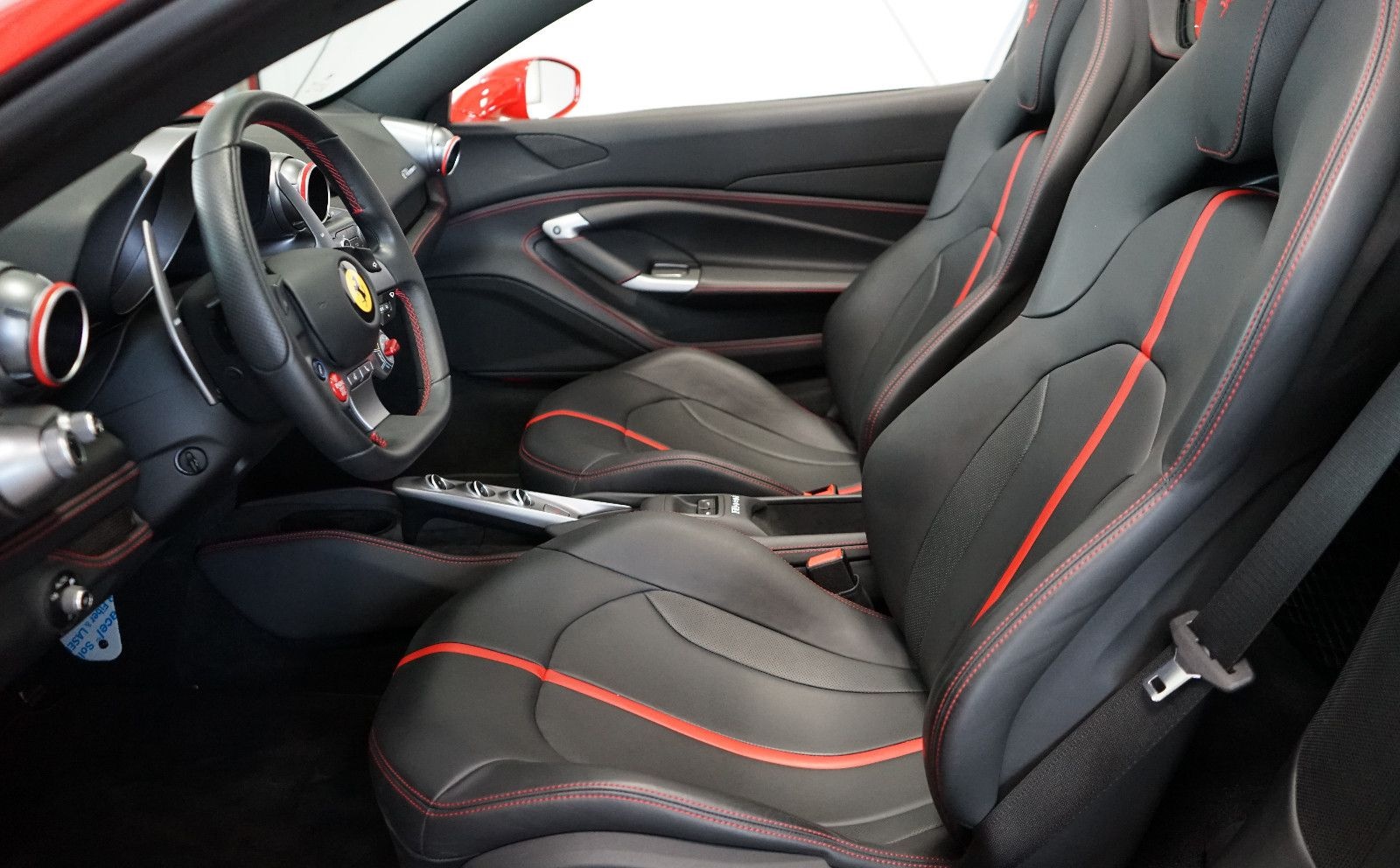 Ferrari F8 Spider Rosso Corsa+Lift+Carbon+Apple+Memory foto 19