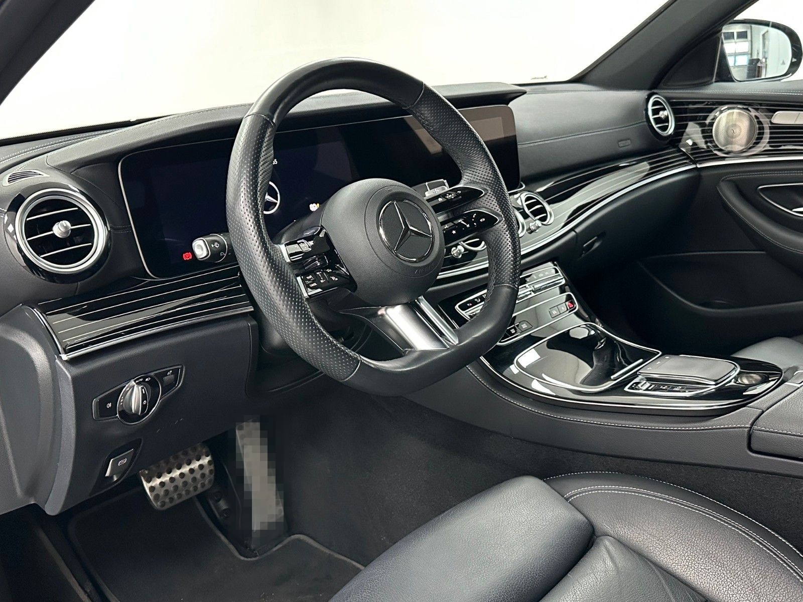 Mercedes-Benz E 300 AMG.WIDE.LEDER.NAVI.KAM.NIGHT.BURMESTER foto 15