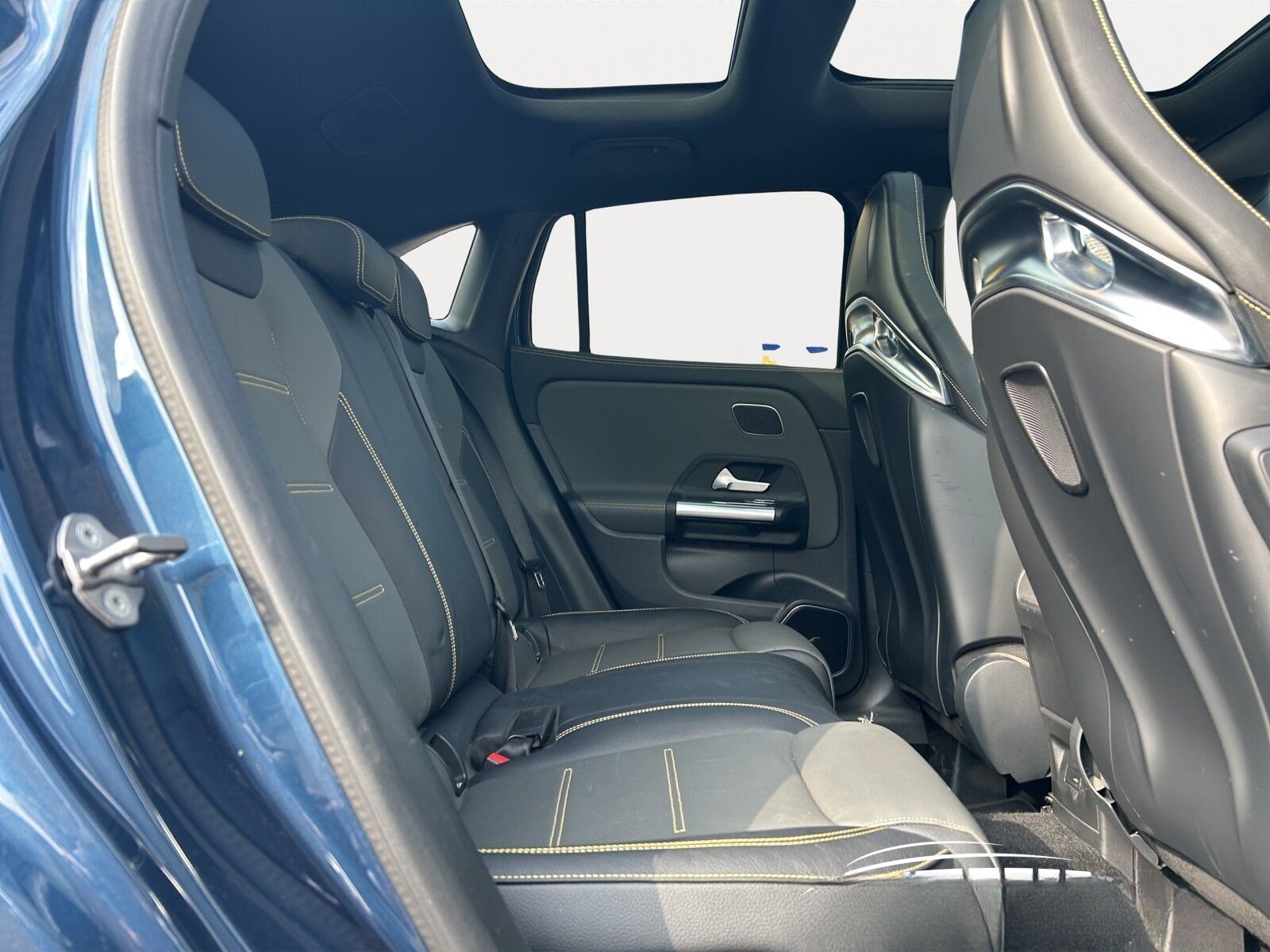 Mercedes-Benz AMG GLA 45 S 4Matic+ Navi/Pano.-Dach foto 20