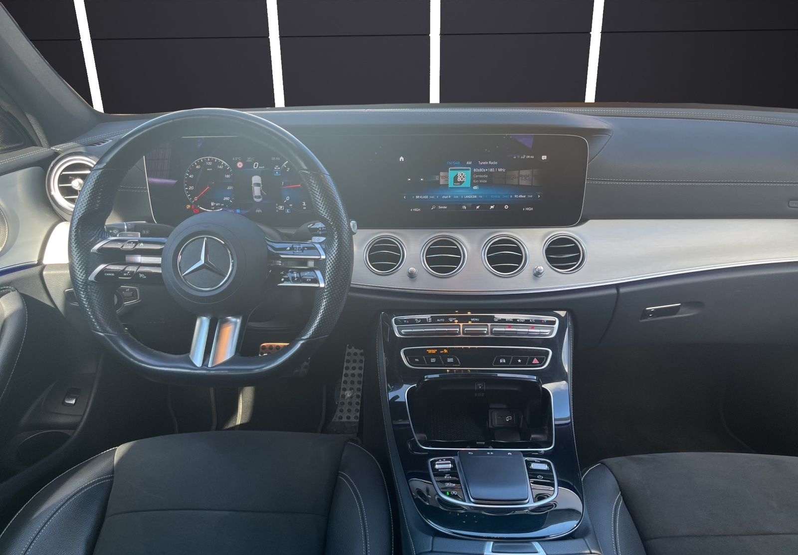 Mercedes-Benz E 220d Lim. 4Matic / AMG-Line /Kamera /Burmester foto 13