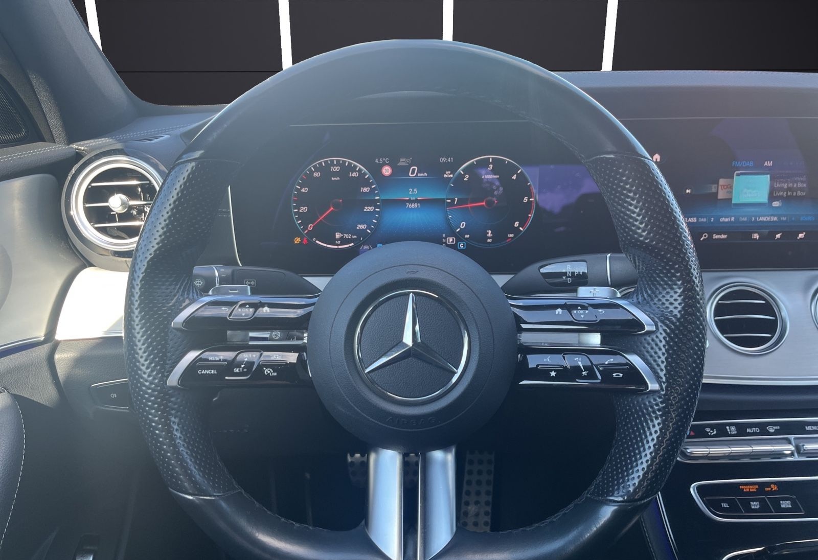 Mercedes-Benz E 220d Lim. 4Matic / AMG-Line /Kamera /Burmester foto 14