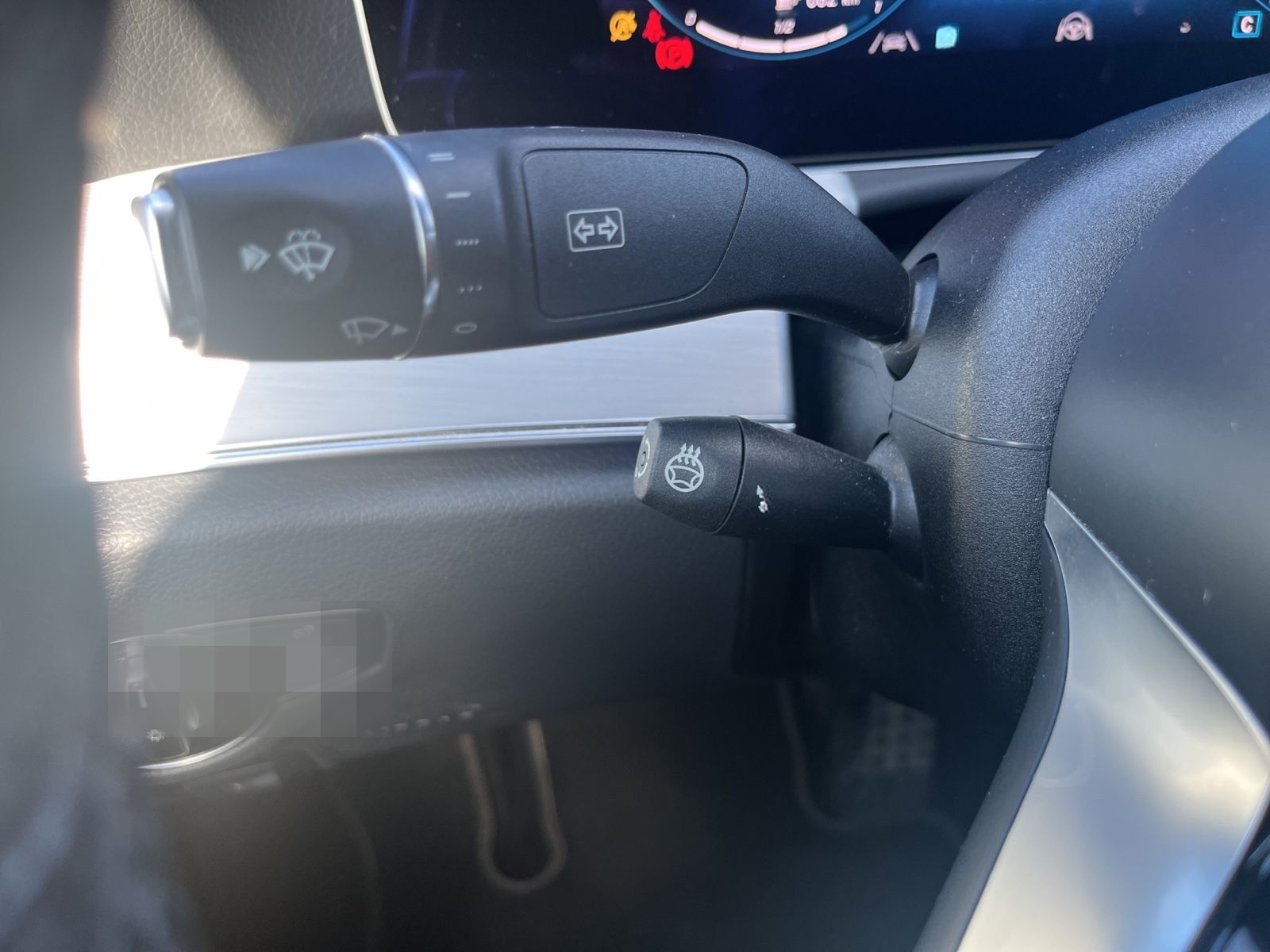 Mercedes-Benz E 220d Lim. 4Matic / AMG-Line /Kamera /Burmester foto 15