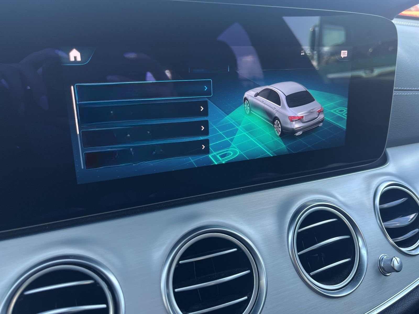 Mercedes-Benz E 220d Lim. 4Matic / AMG-Line /Kamera /Burmester foto 24