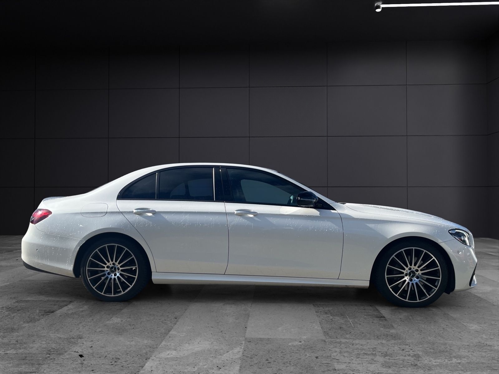 Mercedes-Benz E 220d Lim. 4Matic / AMG-Line /Kamera /Burmester foto 6