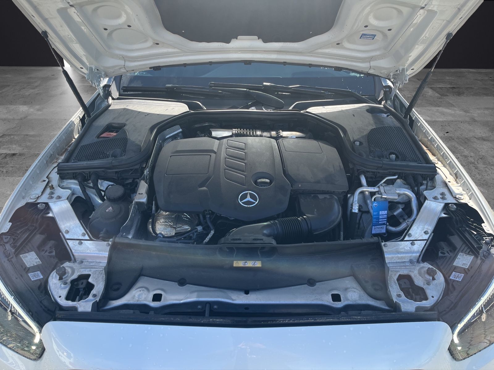 Mercedes-Benz E 220d Lim. 4Matic / AMG-Line /Kamera /Burmester foto 9