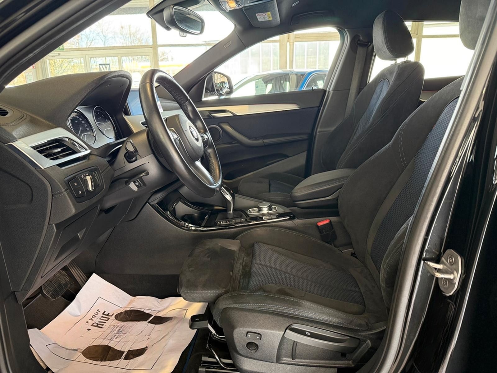 BMW X2 xDrive 20i M Sport Aut. LED NAVI HUD AHK foto 9