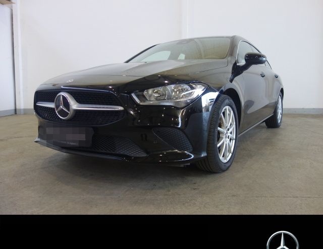 Mercedes-Benz CLA 180 SB CARPLAY*PTS*NAVI*TEMPOMAT*SHZ*DAB*DKG foto 2