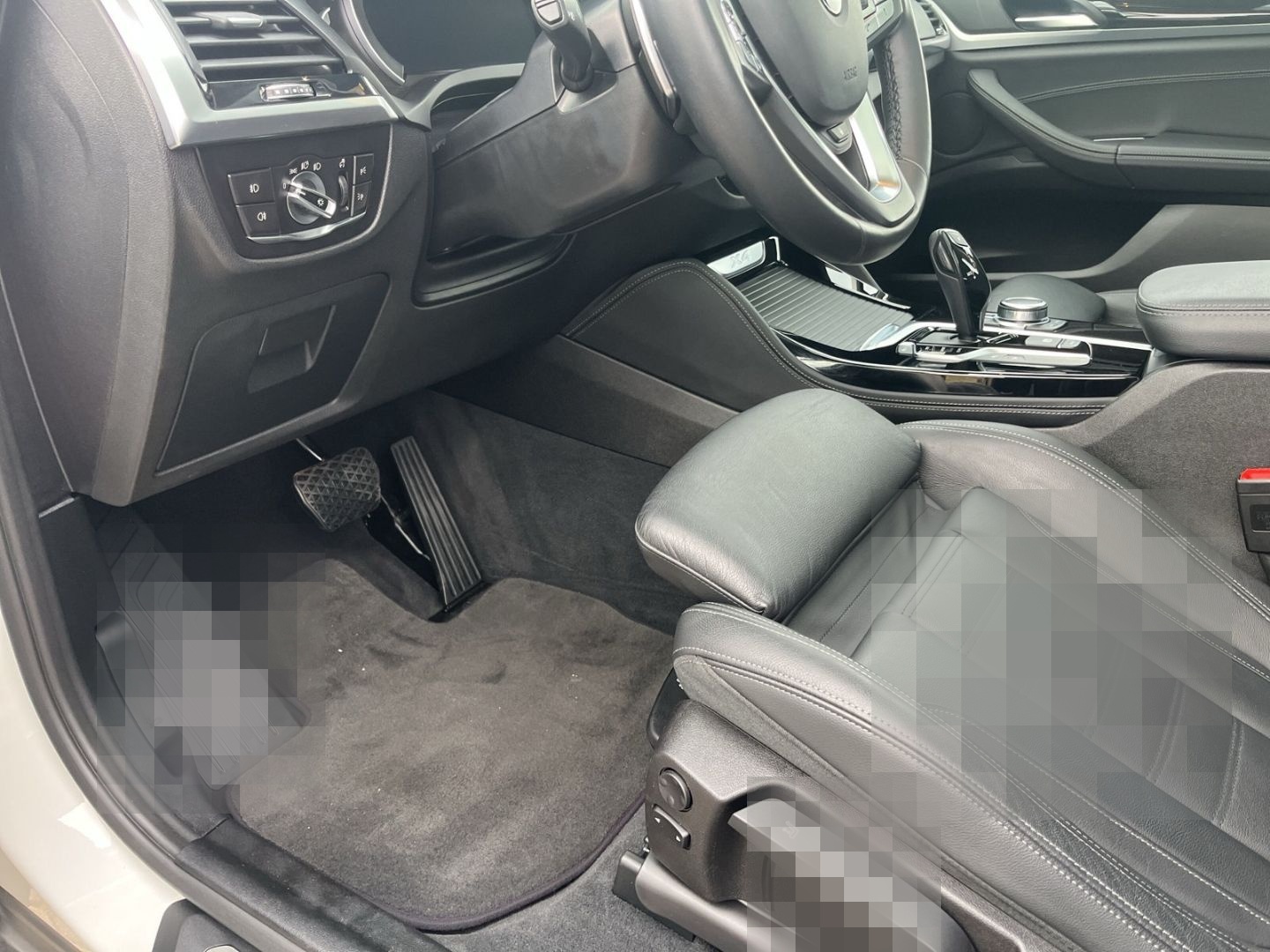 BMW X4 xDrive 20i xLine/StandHZG/AHK/Panodach/Navi foto 11