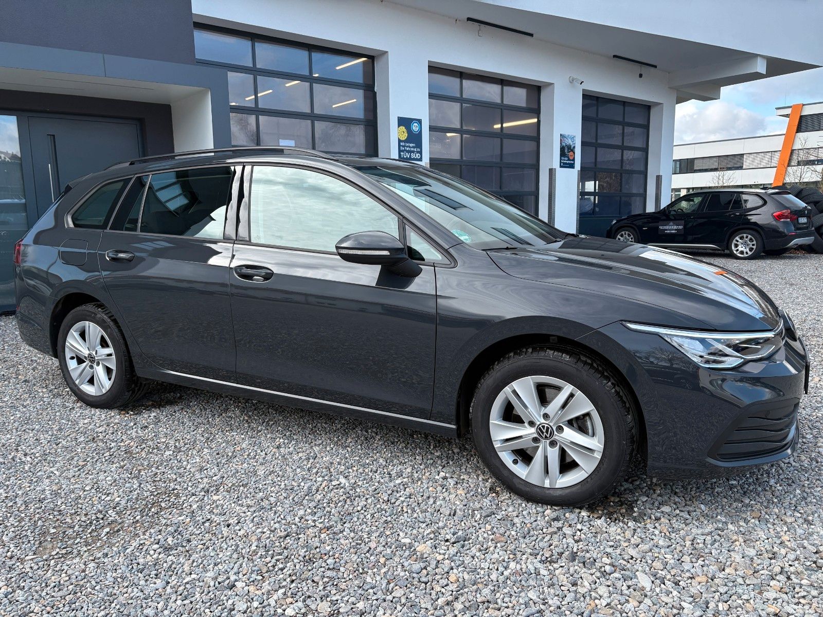 Volkswagen Golf VIII Variant Life 1. Hand foto 9
