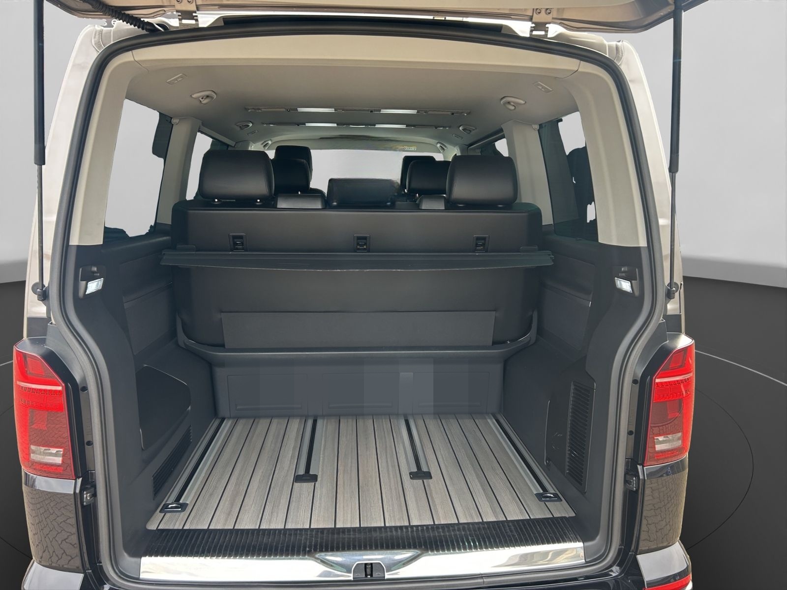 Volkswagen T6.1 Multivan 2.0 TDI Generation Six +DSG+LED foto 16