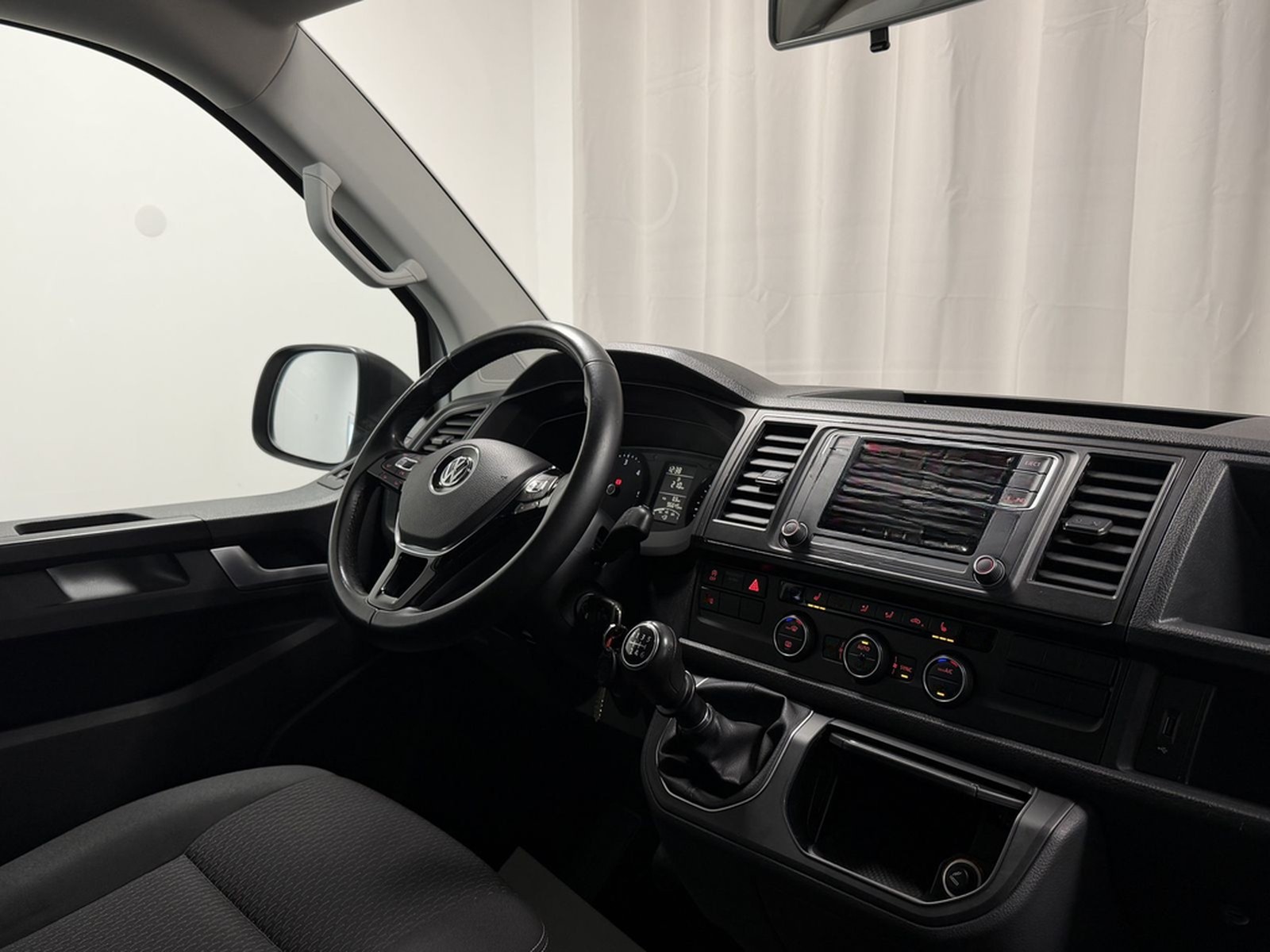 Volkswagen T6 Multivan 2.0 TDI 7-Sitze Standheizung AHK PDC foto 24