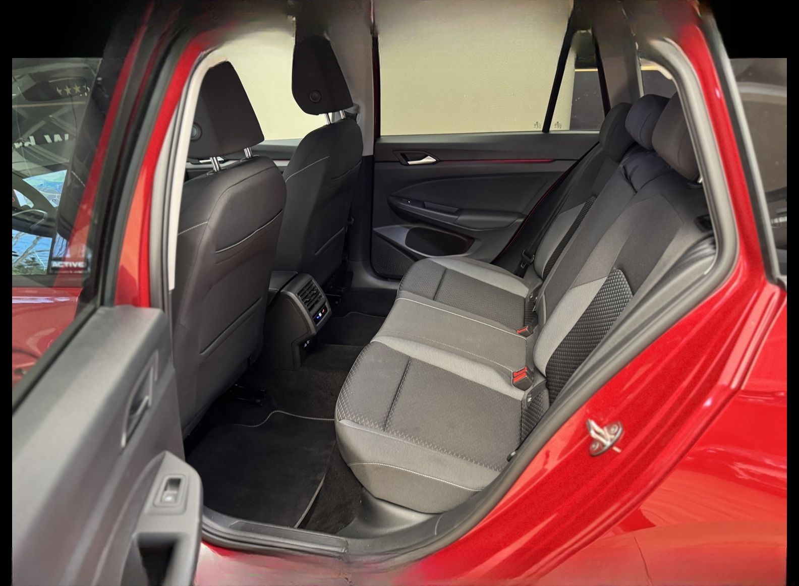 Volkswagen Golf Variant  ACTIVE 2.0 TDI Navi/LED/ACC/16/PDC foto 17