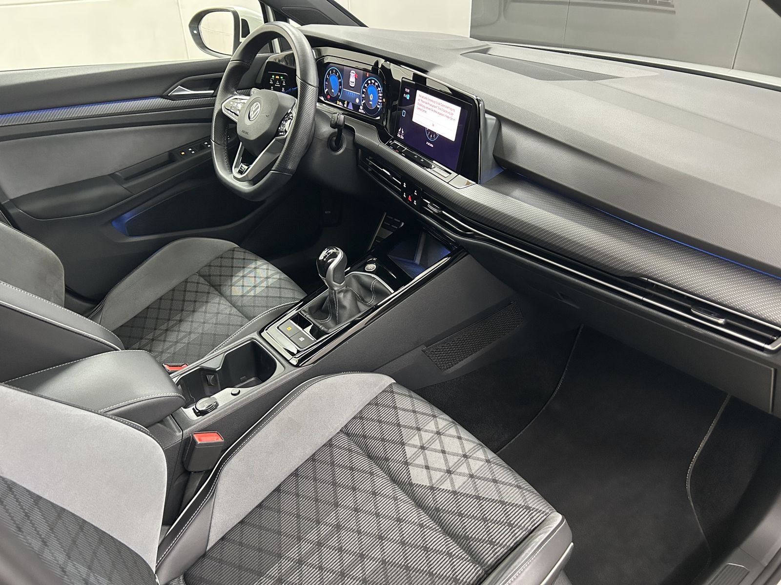 Volkswagen Golf R-Line ACC+Matrix+Pano+Ambiente+Keyless+DAB foto 11