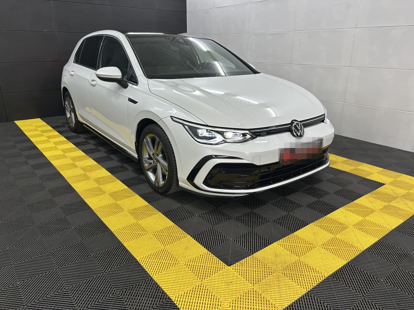 Volkswagen Golf R-Line ACC+Matrix+Pano+Ambiente+Keyless+DAB foto 3